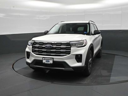 New 2026 Ford Explorer Active w/ Active Comfort Package