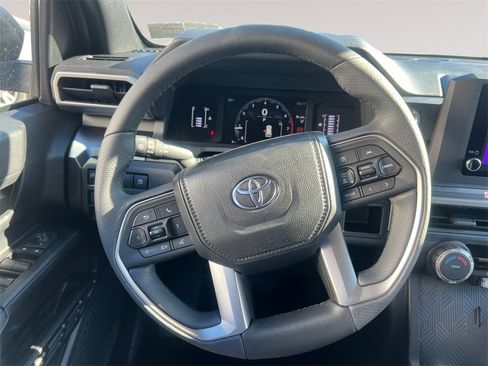 New 2026 Toyota 4Runner SR5 image 12