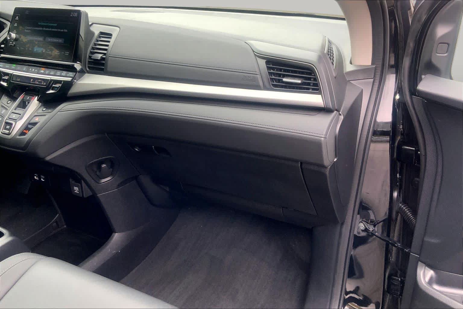 Used 2026 Honda Odyssey EX-L image 18