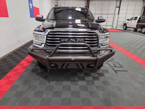 Used 2022 RAM 3500 Limited AWD/4WD image 4