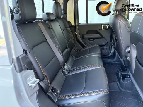 Used 2022 Jeep Gladiator Overland AWD/4WD image 26