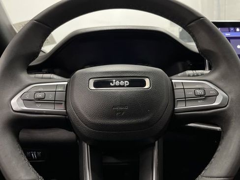 Used 2022 Jeep Compass Altitude image 14