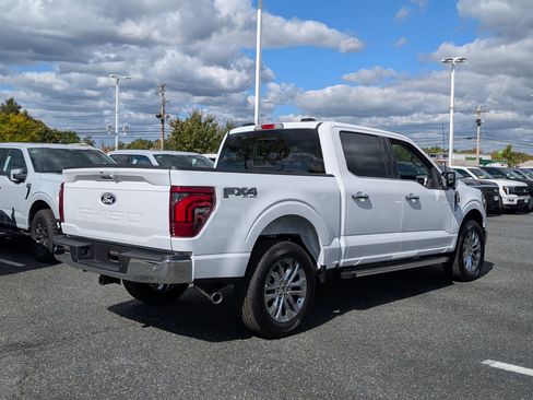 New 2025 Ford F150 Lariat w/ Equipment Group 501A Mid image 2