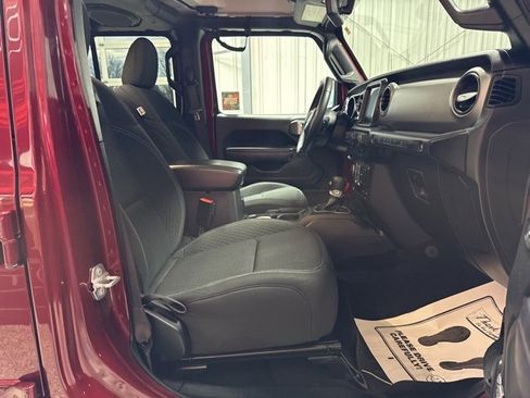 Used 2021 Jeep Wrangler Unlimited Sport image 26