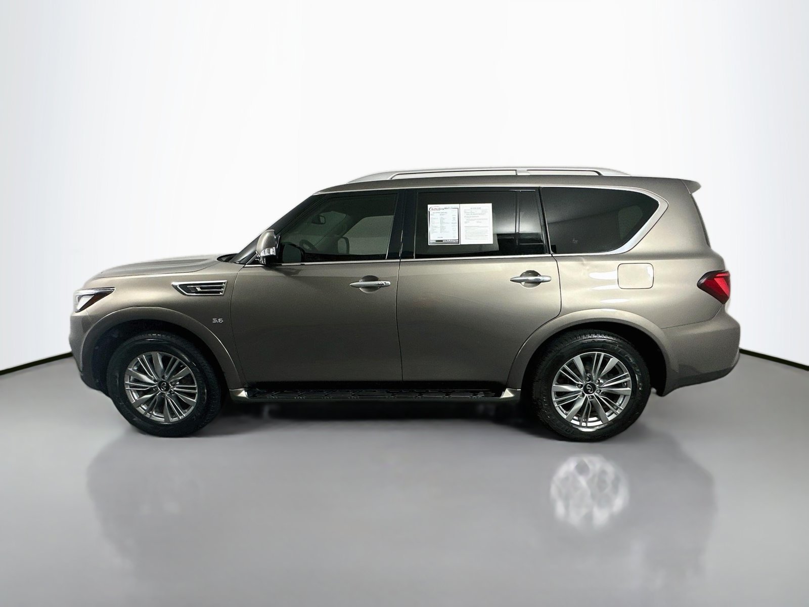 Used 2018 INFINITI QX80 2WD w/ Driver Assistance Package image 4