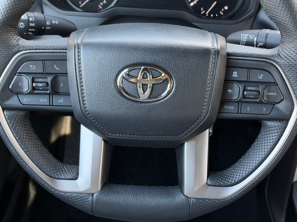 Used 2025 Toyota Tundra SR5 w/ TRD Off-Road Premium Package AWD/4WD image 12