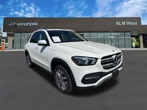 Used 2023 Mercedes-Benz GLE 350 4MATIC w/ Premium Package image 3