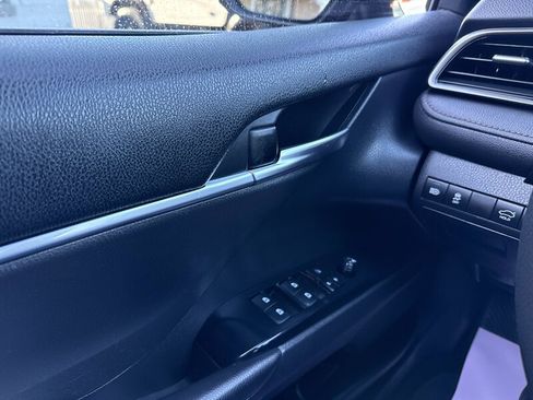 Used 2020 Toyota Camry LE w/ Carpet Mat Package image 37