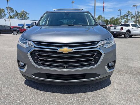 Used 2020 Chevrolet Traverse Premier w/ LPO, 'HIT The Road' Package FWD image 9