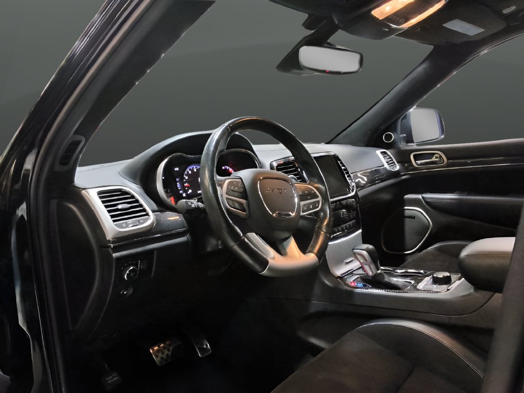 Used 2021 Jeep Grand Cherokee SRT AWD/4WD image 12