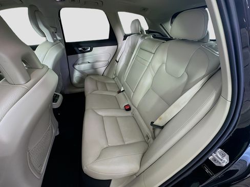 Used 2018 Volvo XC60 T6 Inscription w/ Convenience Package AWD/4WD image 29