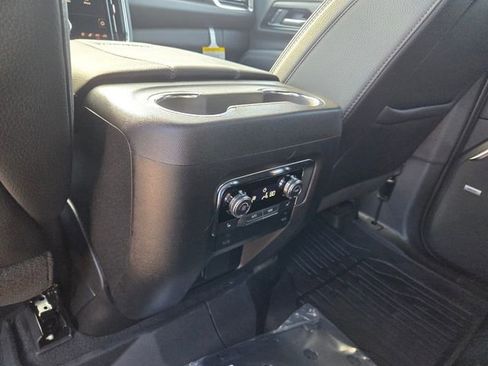 New 2026 GMC Yukon XL Denali w/ LPO, Floor Liner Package AWD/4WD image 9