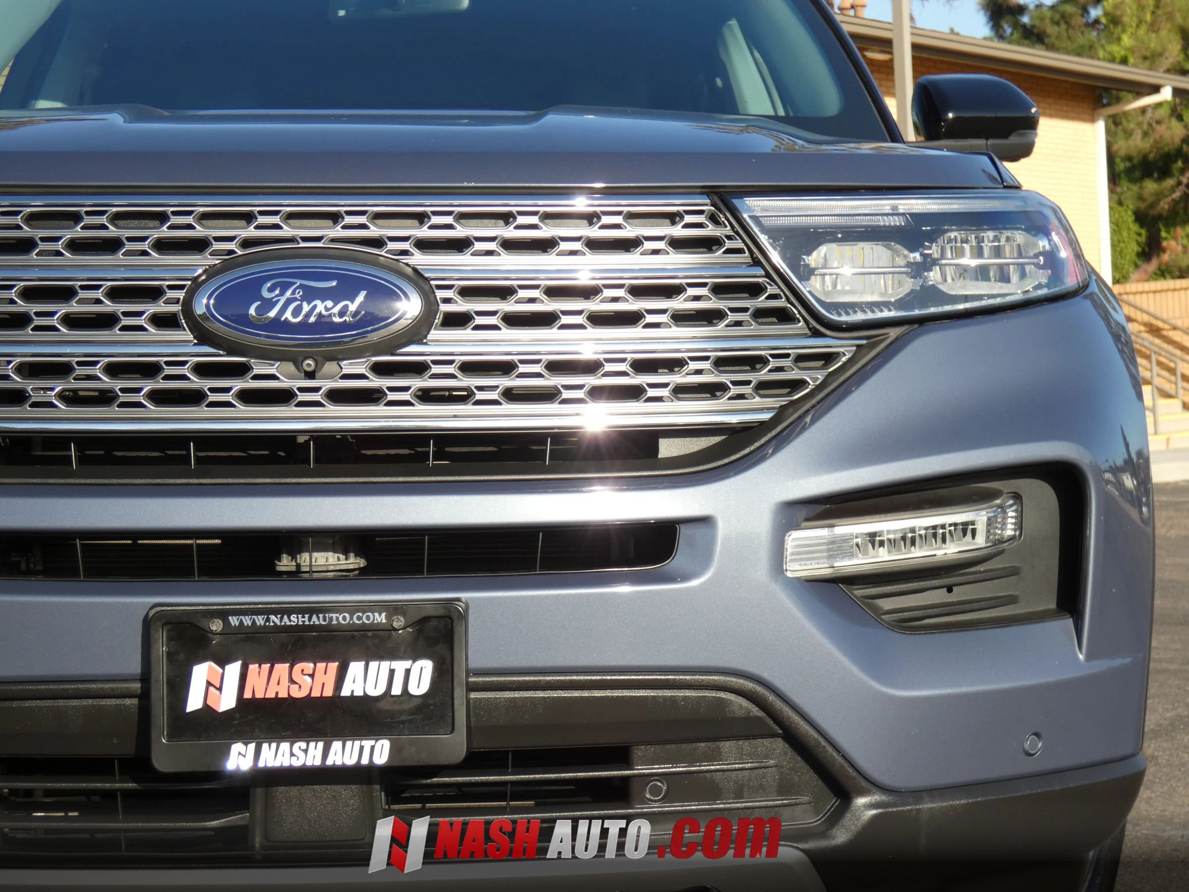 Used 2021 Ford Explorer Limited AWD/4WD image 16
