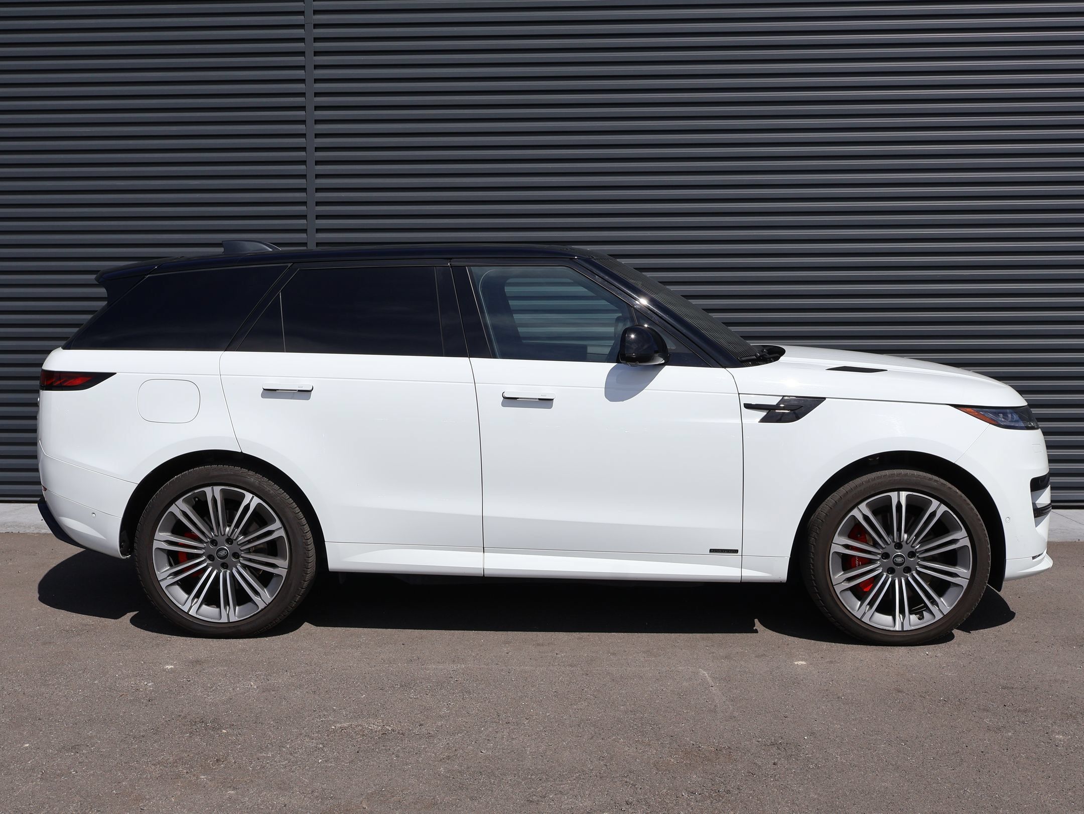 Used 2023 Land Rover Range Rover Sport Autobiography AWD/4WD image 10