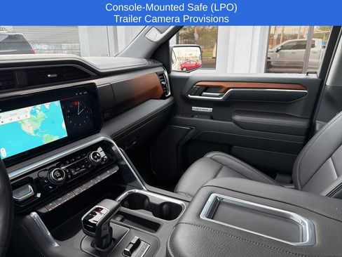 Used 2022 GMC Sierra 1500 Denali w/ Denali Reserve Package image 32