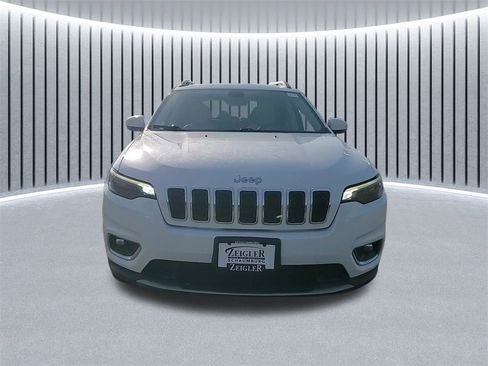 Used 2020 Jeep Cherokee Limited image 9