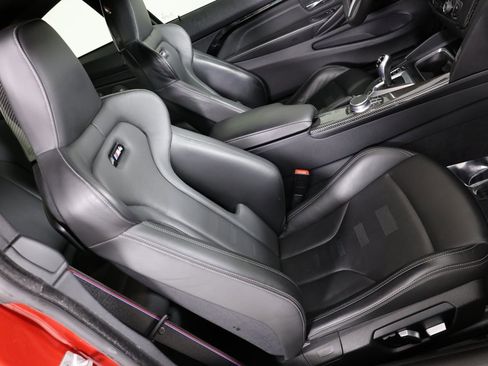 Used 2018 BMW M4 Coupe image 40