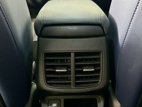 Used 2024 Kia Seltos S AWD/4WD image 25