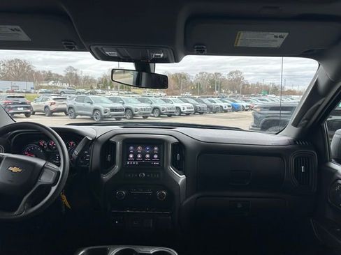 Used 2020 Chevrolet Silverado 1500 Custom w/ Custom Value Package image 22