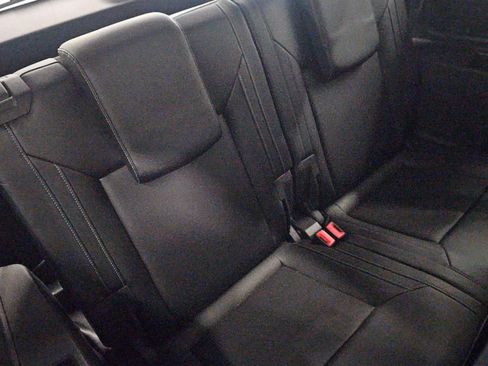 Used 2019 Volkswagen Atlas SEL R-Line AWD/4WD image 13