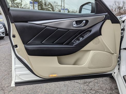 Used 2015 INFINITI Q50 Premium w/ Navigation Package image 11