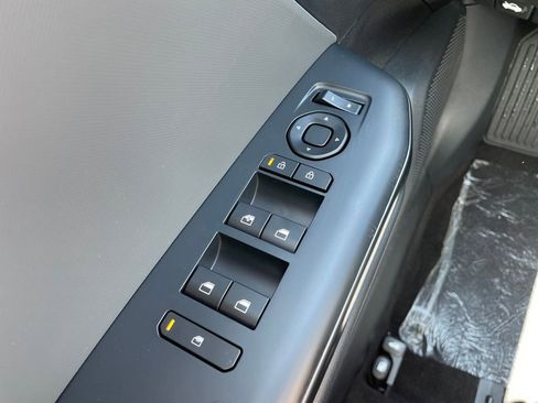 New 2026 Kia K4 FWD image 23
