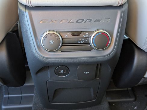 New 2026 Ford Explorer Active w/ Active Comfort Package image 13