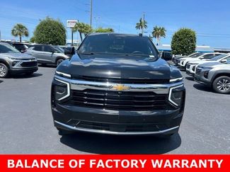 Used 2025 Chevrolet Suburban LS w/ LPO, Dark Essentials Package RWD video 2
