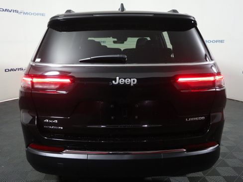 New 2025 Jeep Grand Cherokee L Laredo image 6