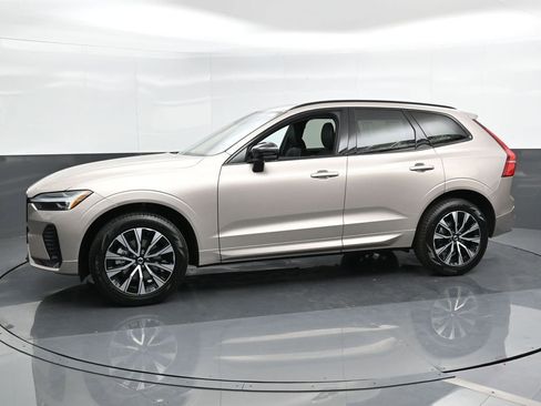 New 2025 Volvo XC60 B5 Core w/ Protection Package Premier image 6