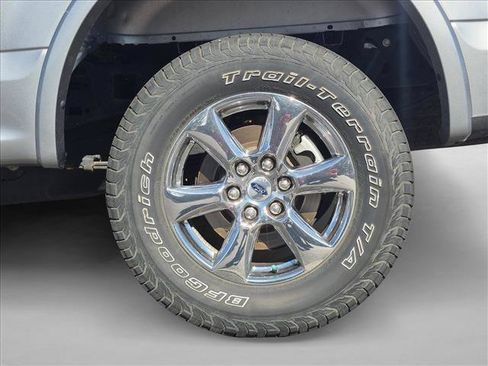 Used 2020 Ford F150 Lariat AWD/4WD image 7