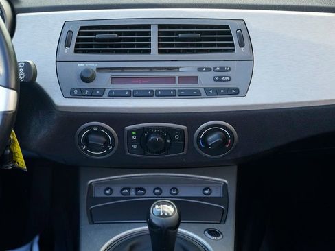 Used 2003 BMW Z4 2.5i image 29