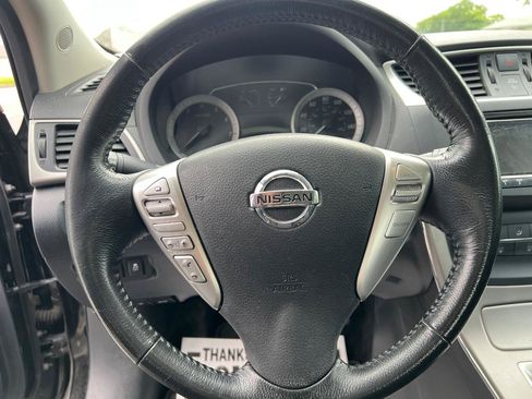 Used 2015 Nissan Sentra SV FWD image 18