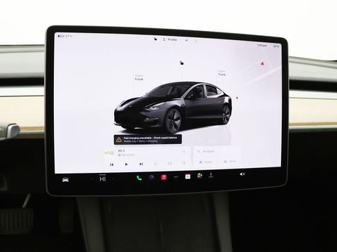 Used 2023 Tesla Model 3 Standard Range image 18