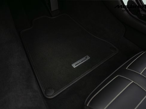 Used 2025 McLaren GTS RWD image 34
