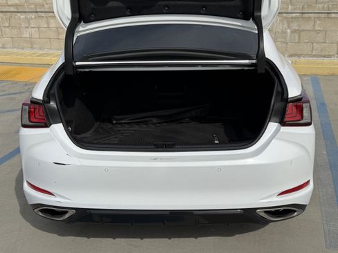 Certified 2023 Lexus ES 350 F Sport w/ Accessory Package (Z2) image 13