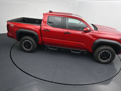 Used 2026 Toyota Tacoma TRD Off-Road AWD/4WD image 34