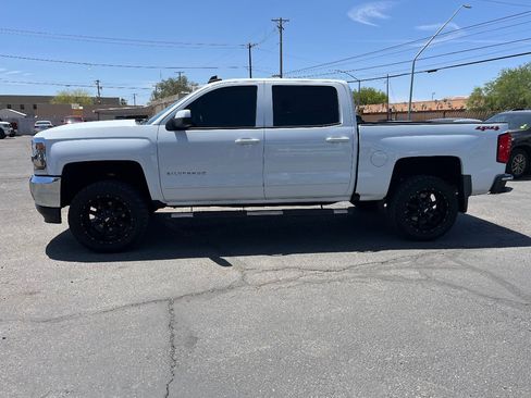 Used 2018 Chevrolet Silverado 1500 LT w/ All Star Edition AWD/4WD image 6