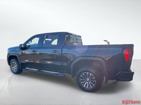 Used 2021 GMC Sierra 1500 AT4 w/ AT4 Preferred Package image 3