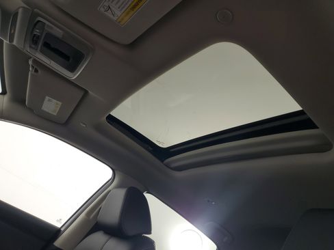 New 2026 Honda HR-V EX-L image 33