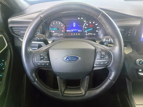 Used 2020 Ford Explorer XLT RWD image 31