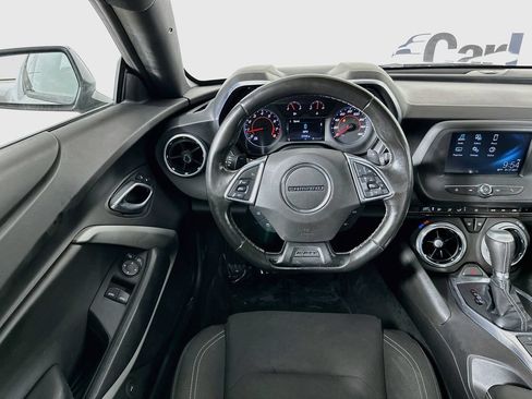 Used 2017 Chevrolet Camaro LT RWD image 22