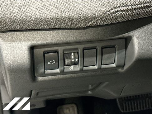 New 2026 Subaru Outback Limited AWD/4WD image 10