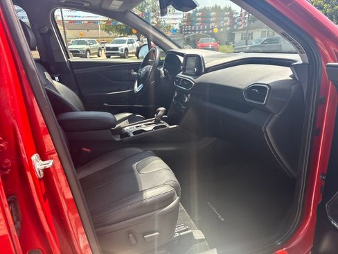 Used 2019 Hyundai Santa Fe Limited FWD image 17