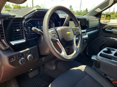 Certified 2024 Chevrolet Silverado 1500 LT AWD/4WD image 16