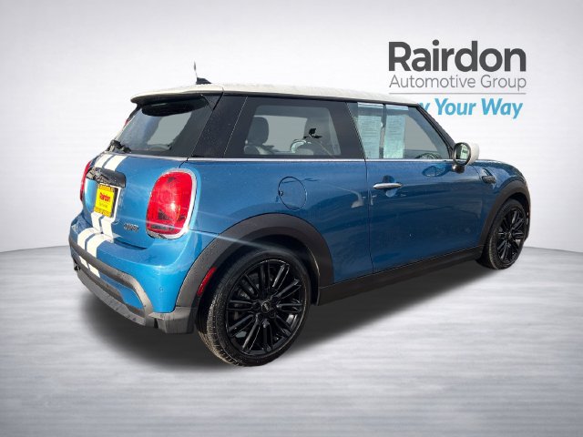 Used 2022 MINI Cooper 2-Door Hardtop FWD image 7