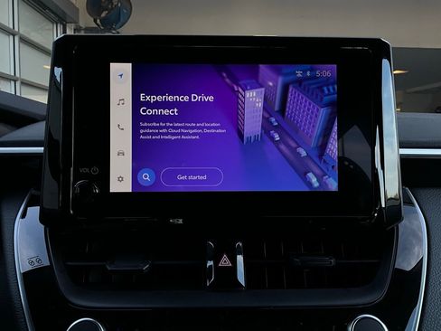 Used 2025 Toyota Corolla LE image 25