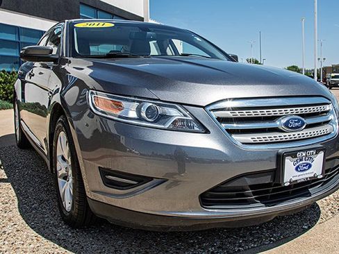 Used 2011 Ford Taurus SEL w/ 201A Rapid Spec Order Code FWD image 7