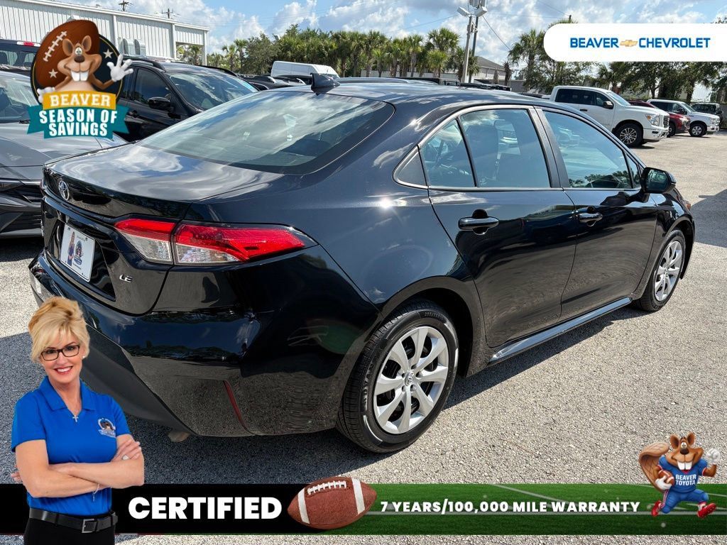 Used 2023 Toyota Corolla LE FWD image 7