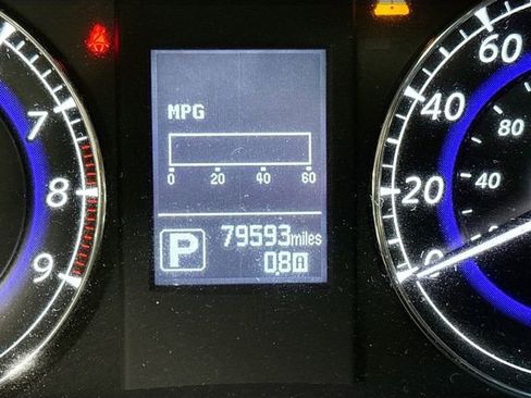 Used 2017 INFINITI QX50 Base w/ Premium Plus Package image 14